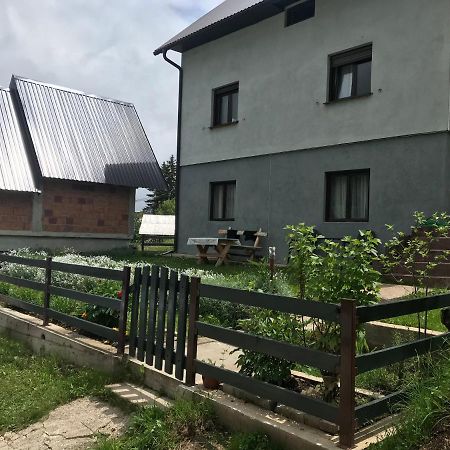 Underwoods Zabljak Guesthouse Luaran gambar