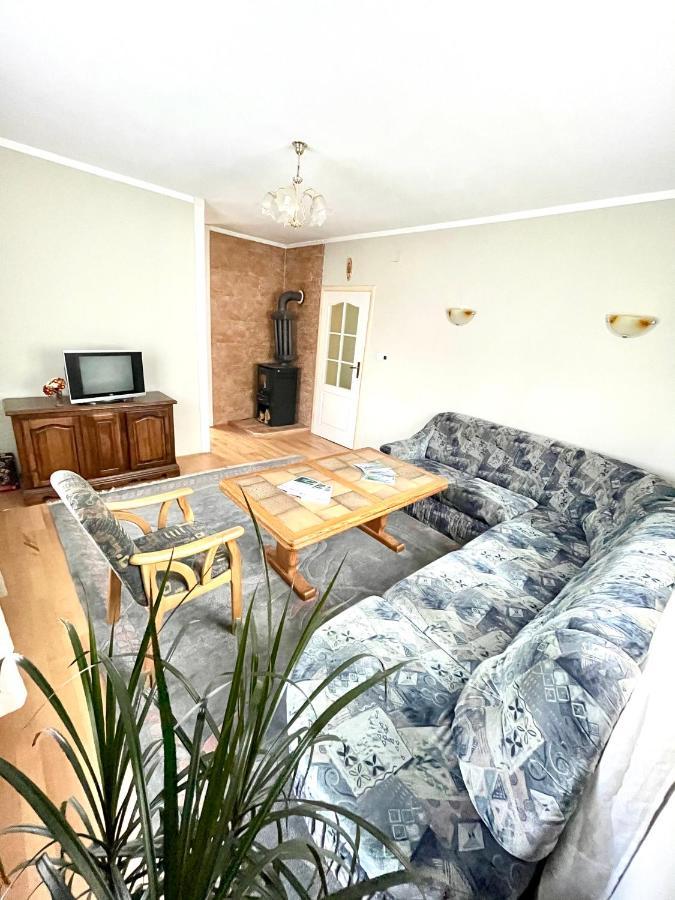 Underwoods Zabljak Guesthouse Luaran gambar