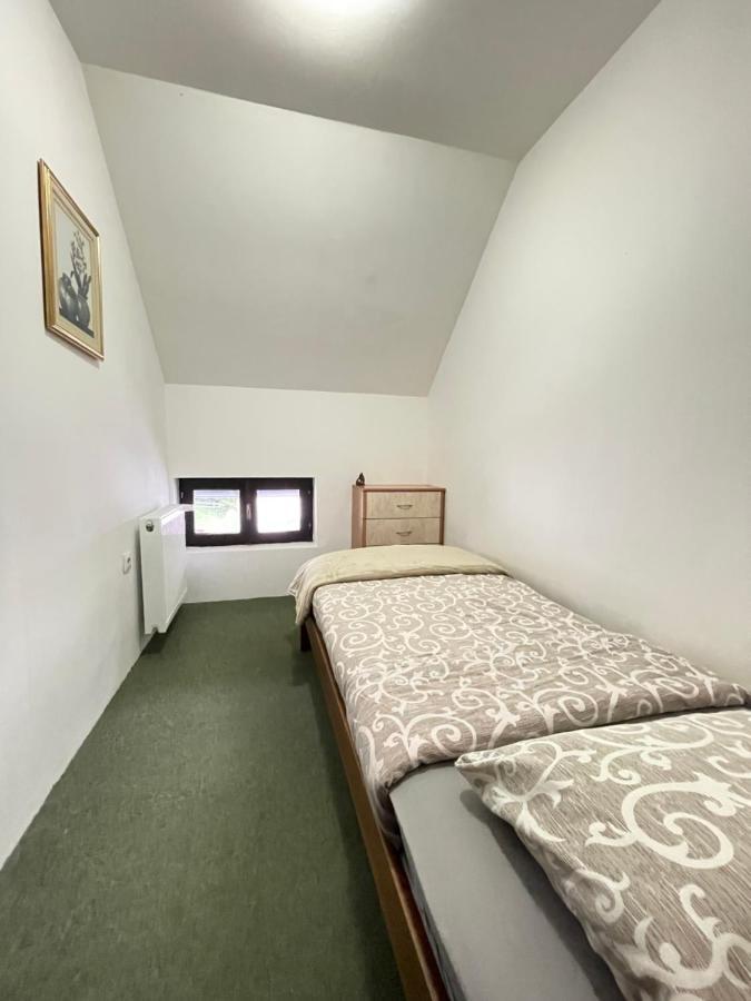 Underwoods Zabljak Guesthouse Luaran gambar